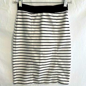 Forever 21 | black and white striped mini skirt